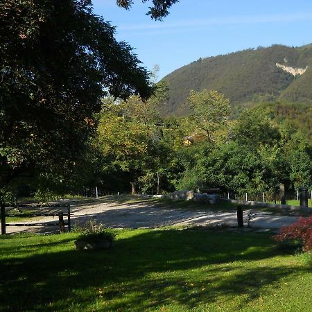 Cascina Valsorda Bed and Breakfast Concesio Εξωτερικό φωτογραφία