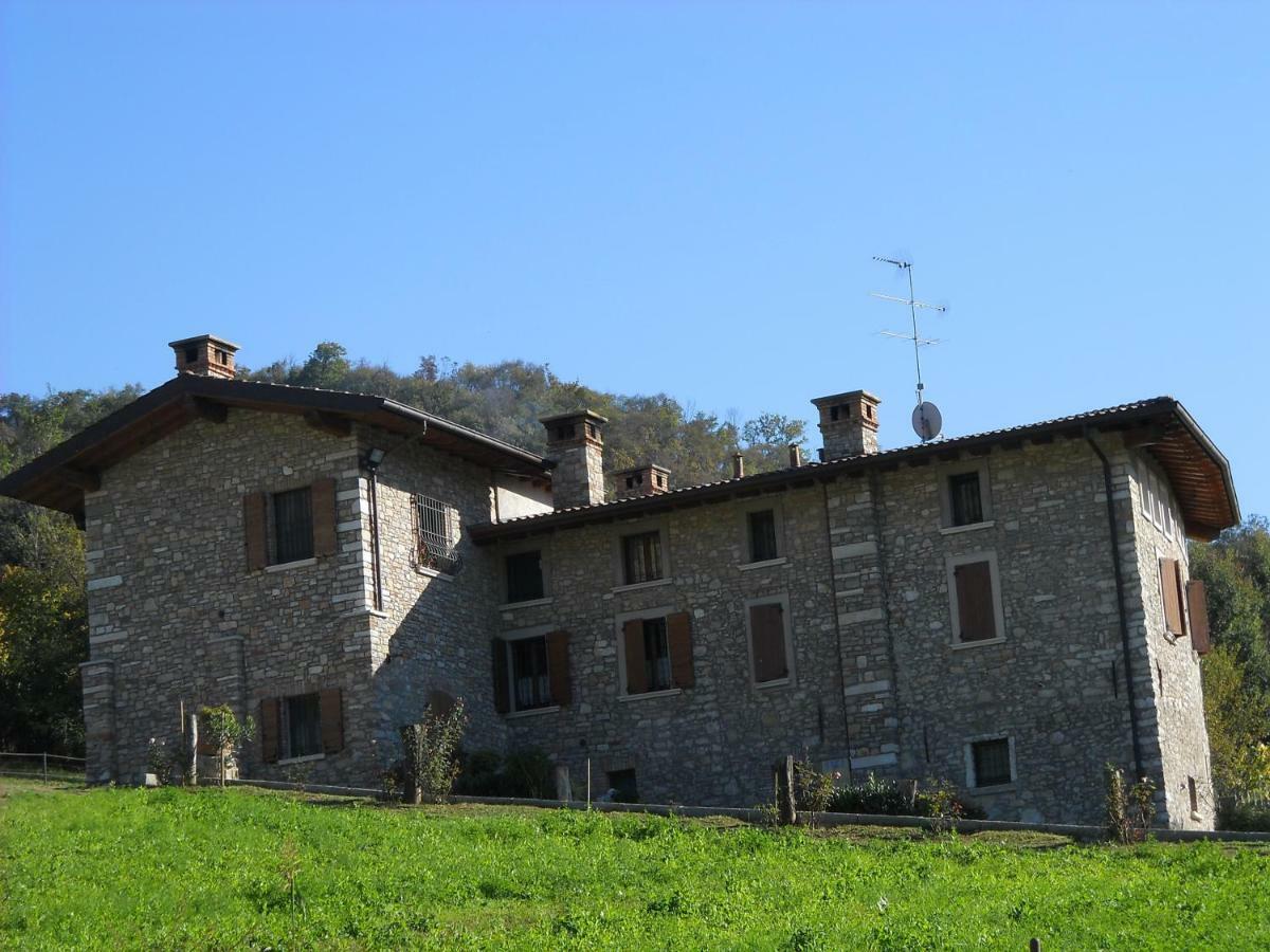 Cascina Valsorda Bed and Breakfast Concesio Εξωτερικό φωτογραφία