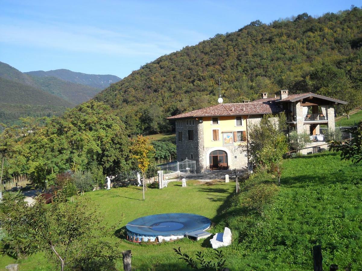 Cascina Valsorda Bed and Breakfast Concesio Εξωτερικό φωτογραφία