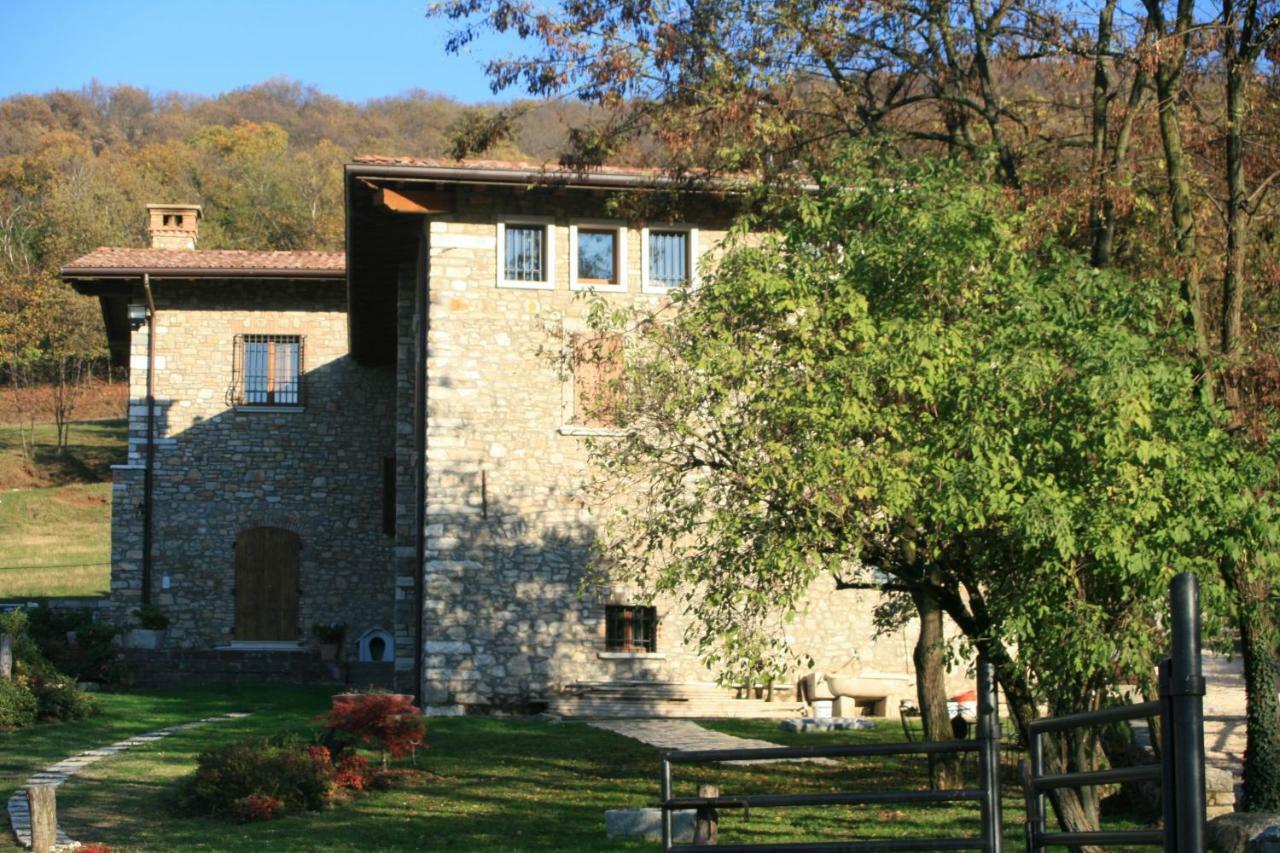 Cascina Valsorda Bed and Breakfast Concesio Εξωτερικό φωτογραφία